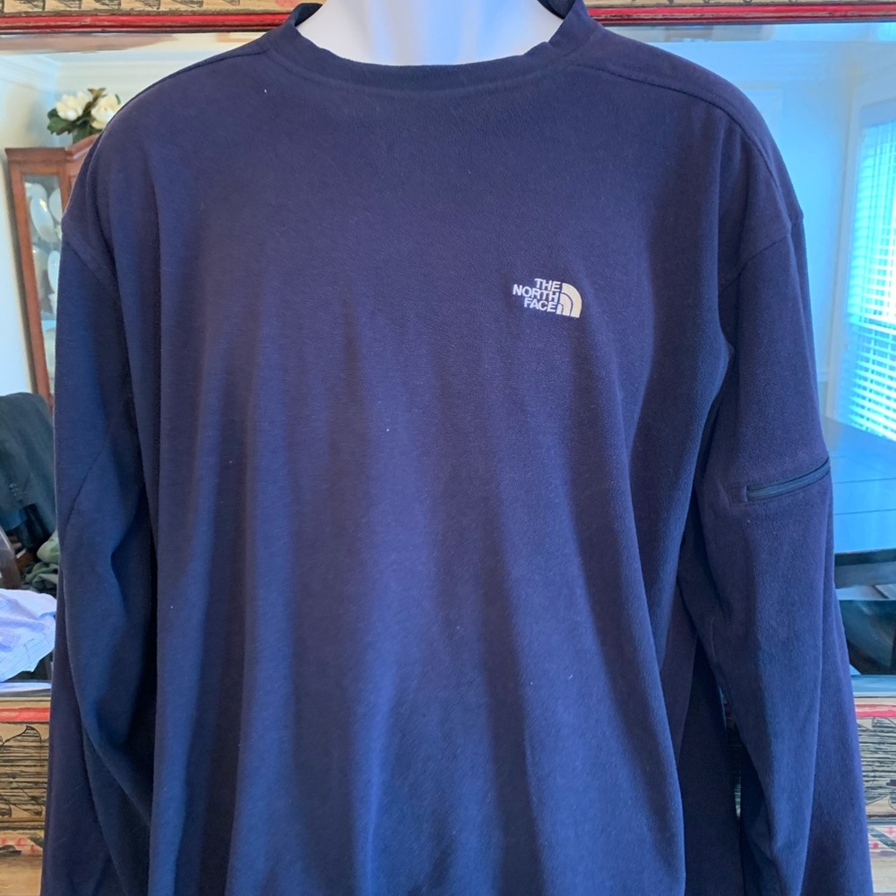 Navy North Face fleece pullover sweater